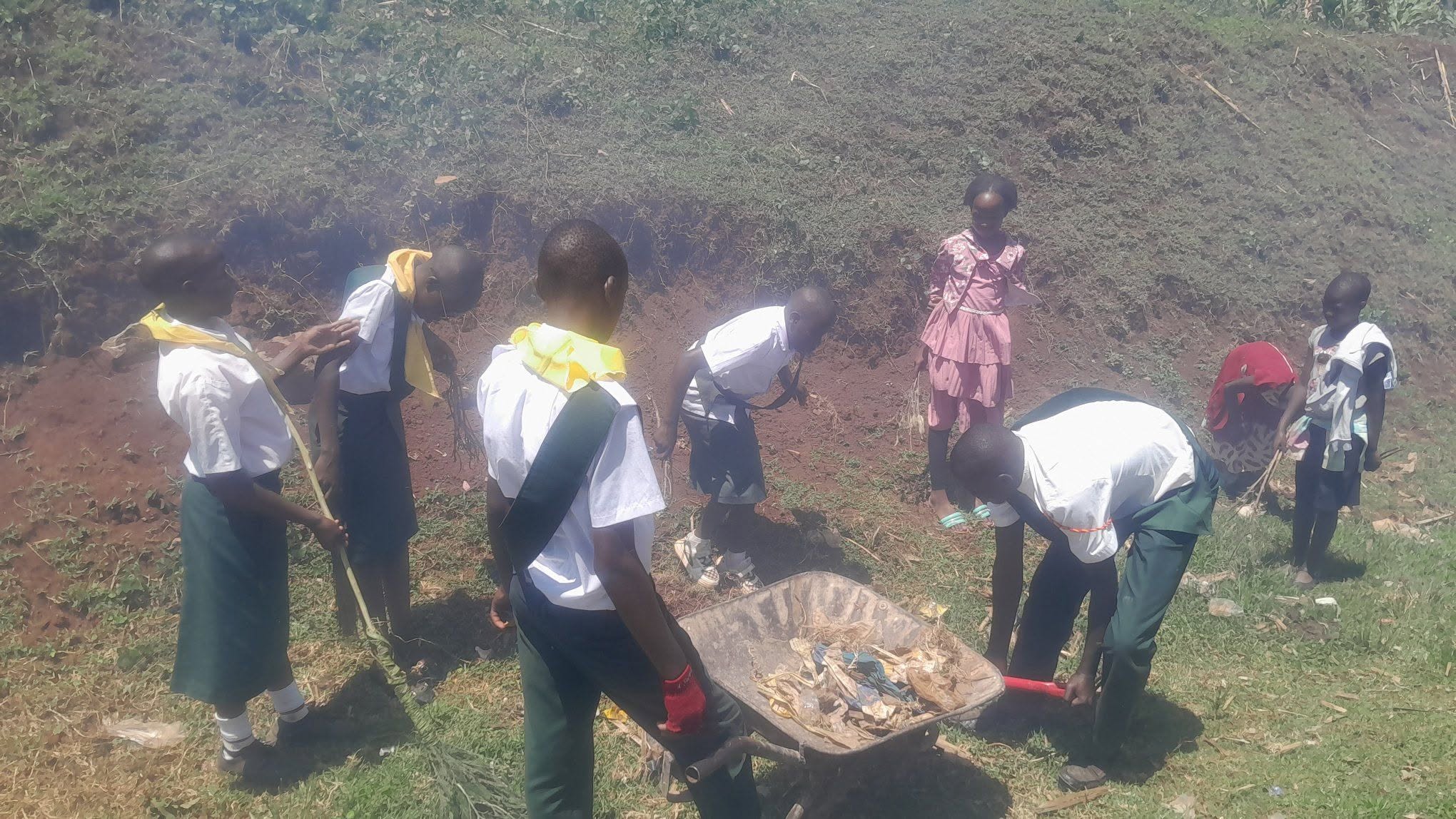Rigoma Station Pathfinders During Global Cleaning day